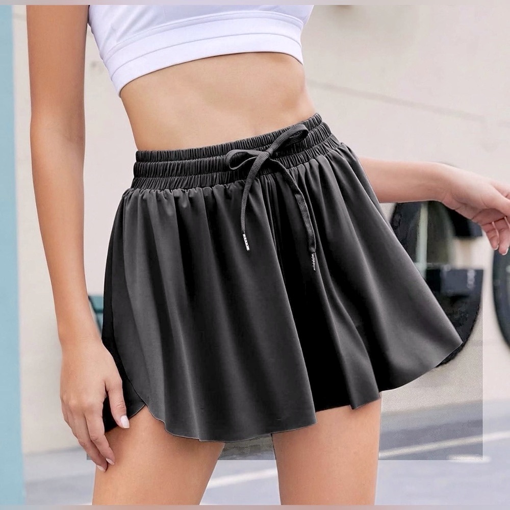 Black Athletic Shorts with Elastic Waistband